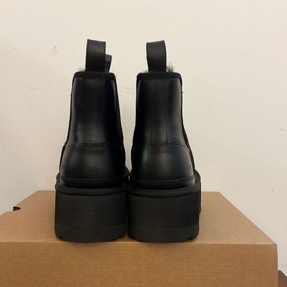 UGG Neumel Platform Chelsea Boots Black Women Size 9 - Picture 11 of 15
